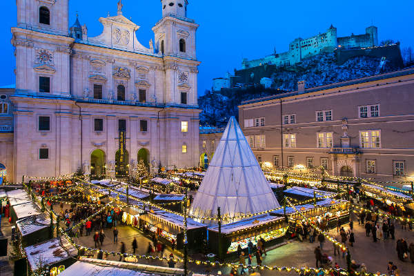 Der Salzburger Christkindlmarkt am Domplatz